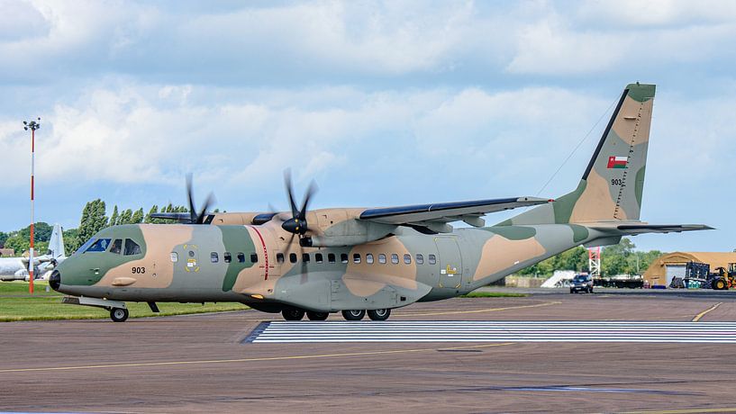 Transportflugzeug CASA C-295 der Königlichen Luftstreitkräfte von Oman. von Jaap van den Berg