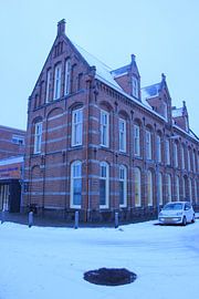 das alte Postamt von Winschoten von Marcus de Man