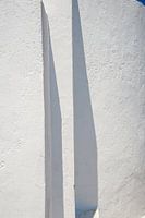 détail d'une maison au crépi blanc sur Milos, îles Cyclades, Grèce