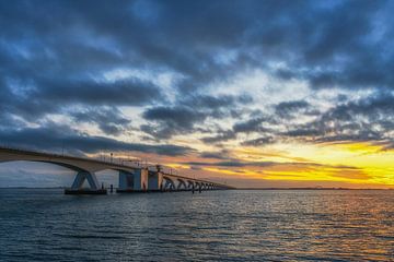 Le pont de Zélande sur Maikel Brands