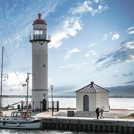 Hellevoetsluis lighthouse by Ellen Driesse