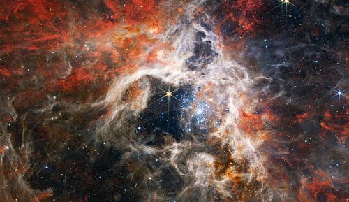 Tarantula Nebula van Space and Earth