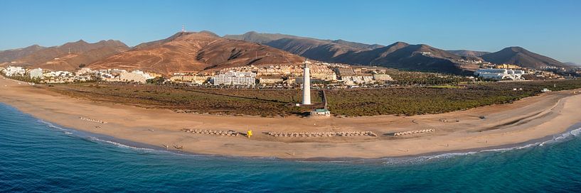 Phare sur la plage par Markus Lange