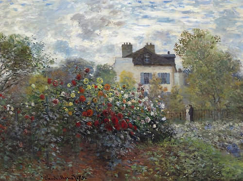 Garden House in Bloom