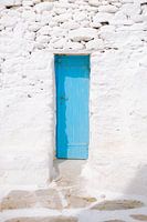 Weißes Häuschen blaue Tür Mykonos | Griechenland Fotodruck | Bunte Reisefotografie