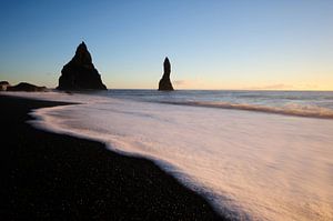 Rochers dans la mer, Reynisdrangar