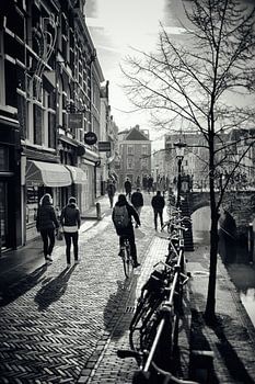 Street photography in Utrecht. Utrecht wakes up on the fish market in February (Utrecht2019@40mm nr.