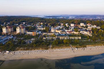 Luchtfoto van de Oostzeebadplaats Heringsdorf op het eiland Usedom