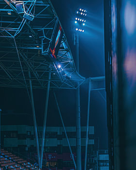 Under the Floodlights – Utrecht