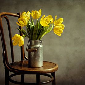 Tulipes jaunes - Nature morte avec fleurs sur Diana van Tankeren