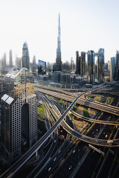 Dubai by Hello Pompoyo