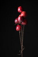 Apples or balloons?