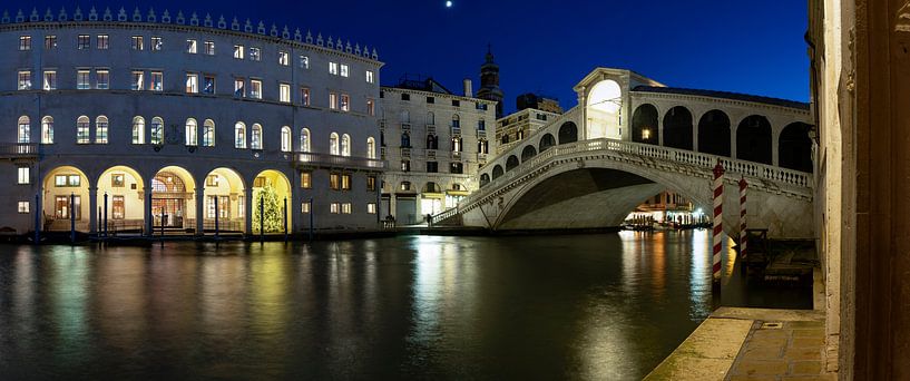 Nachts an der Rialtobrücke (Venedig) von Andreas Müller
