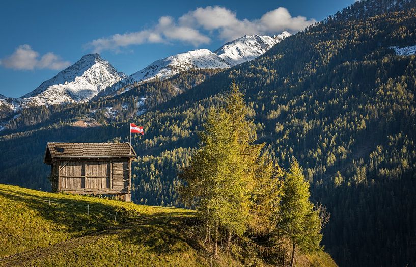 Pâturage et refuge dans la vallée de Virgen près d'Obermauern par Christian Müringer
