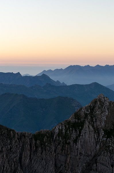 Zonsondergang Spaanse Pyreneeën van Cas Mulder