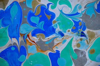 ebru - bloemen in blauw, zwart, sepia en groen