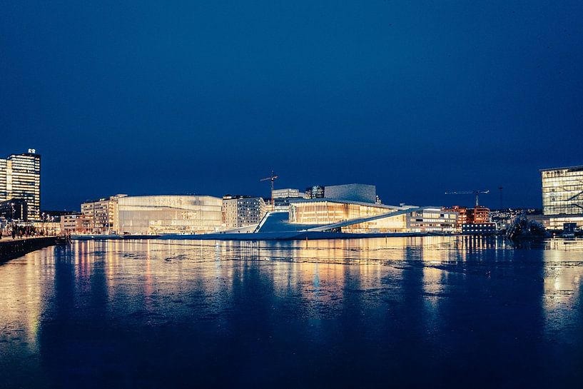 Oslo by Hello Pompoyo