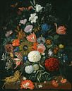 Bloemenstilleven in een vaas op een stenen rand met een maïskolf en een slak, Jacob Rootius van Meesterlijcke Meesters thumbnail