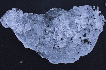 Aangespoelde diamant van ijs van Joran Quinten