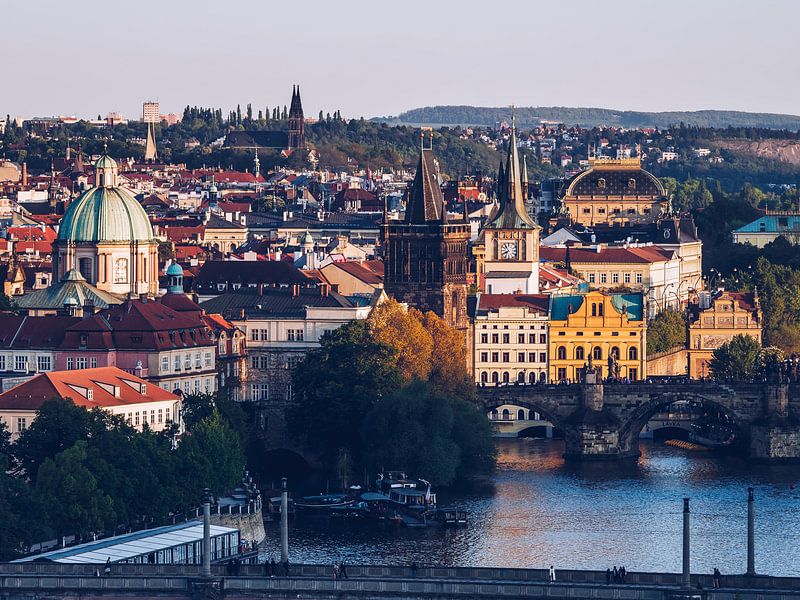 Vieille ville de Prague / Rive de la Vltava par Alexander Voss