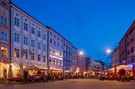 Max-Josefs-Platz bij schemering, Rosenheim van Torsten Krüger thumbnail