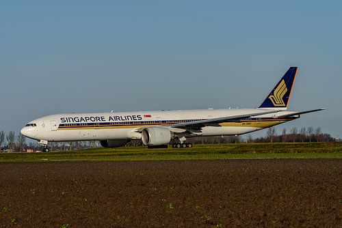 Singapore Airlines Boeing 777-300ER passagiersvliegtuig.