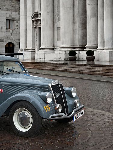 Mille Miglia, Brescia Italia van Fons Bitter