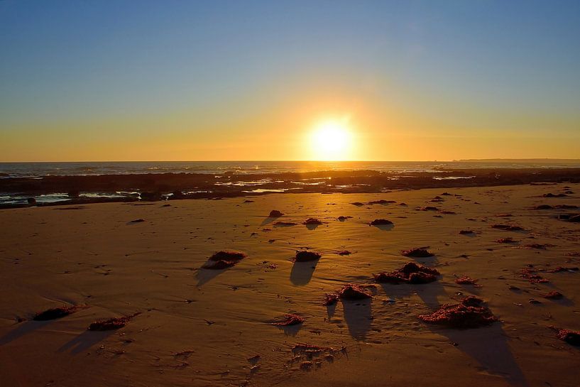 Close to sunset by Frank's Awesome Travels