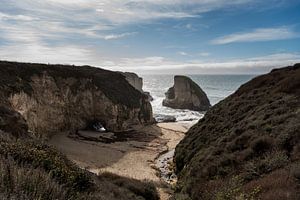 Shark Fin Cove - Davenport by Keesnan Dogger Fotografie