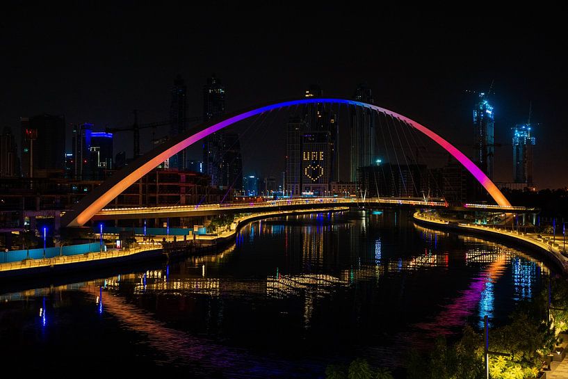 Dubai by Hello Pompoyo