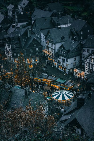 Monschau kerstmarkt van Willi Schubert