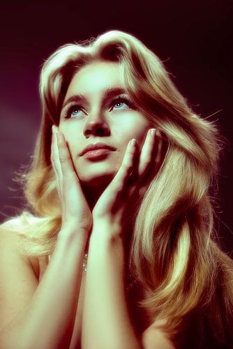 vintage 70s style glam