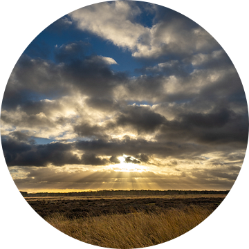 Dramatisch wolkenspel op de Regte Heide van GoirlebyMurat