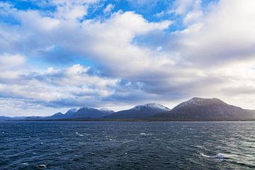Mountains and rocks near Kristiansund in Norway by Rico Ködder