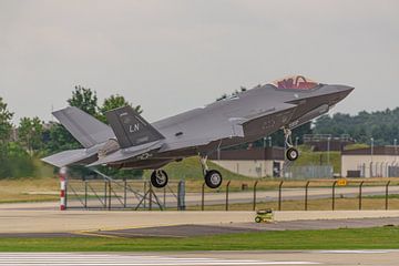 U.S. Air Force Lockheed Martin F-35 Lighting II.