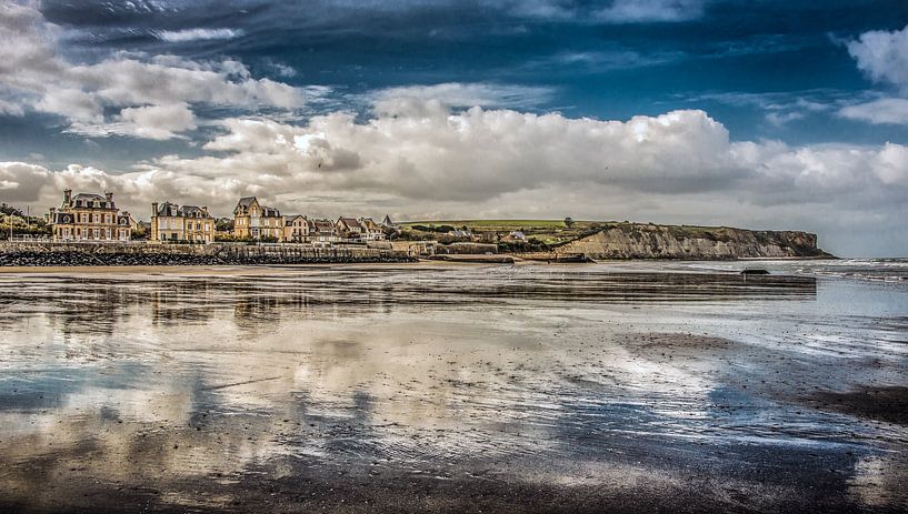 Het strand van Arromanches van Harrie Muis