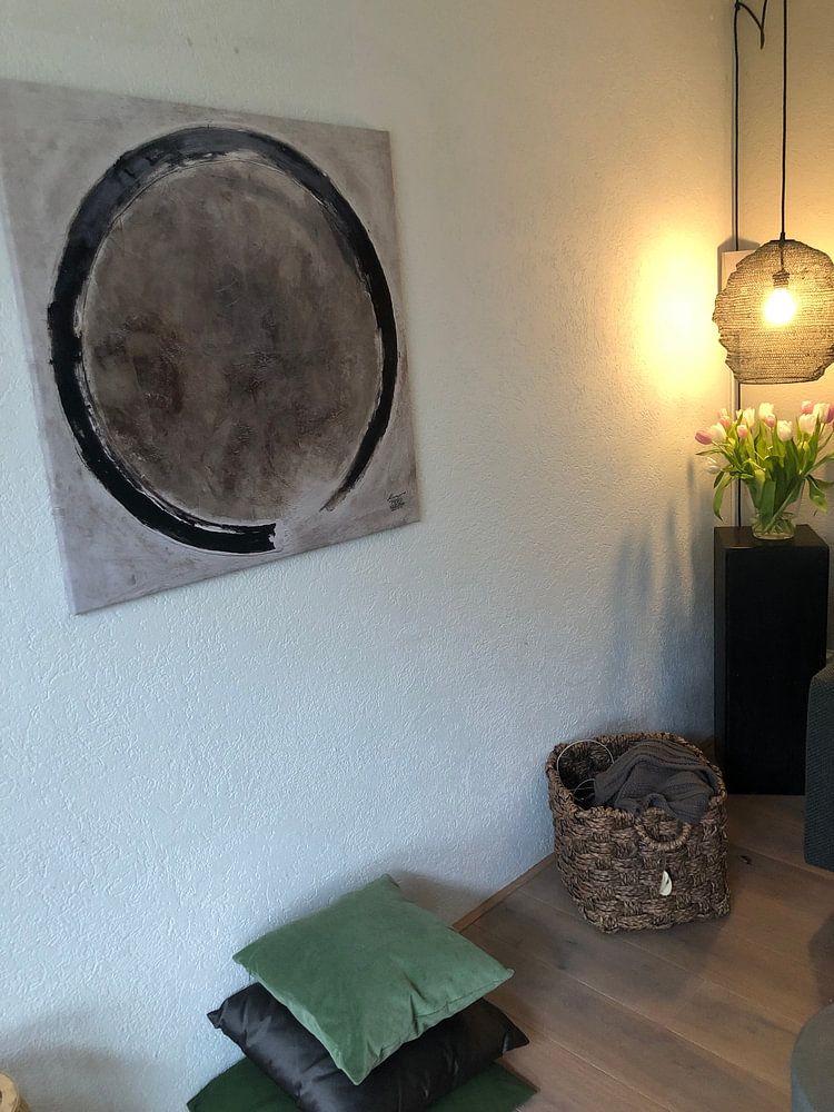 Circle (seen at vtwonen)  by Pieter Hogenbirk 