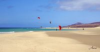 Kitesurfing