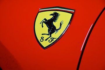 Scuderia Ferrari logo / embleem van Niels Dep