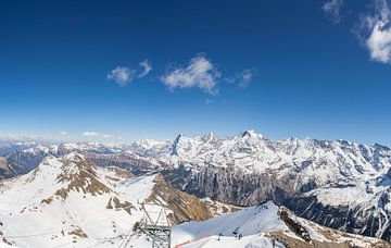 L'Eiger enneigé avec la face nord, le Mönch et la Jungfrau