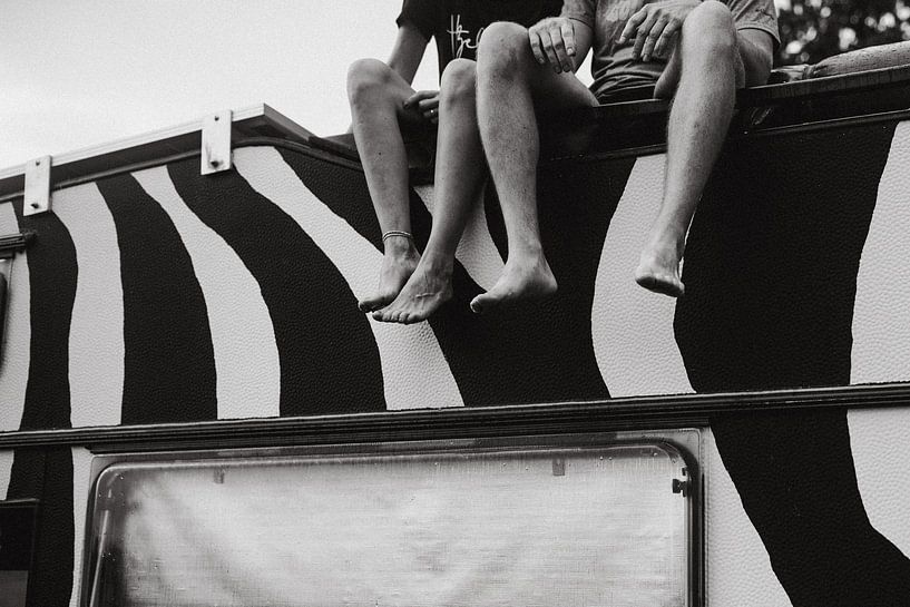 Reisendes Paar in einem Wohnmobil von Linn Fotografie