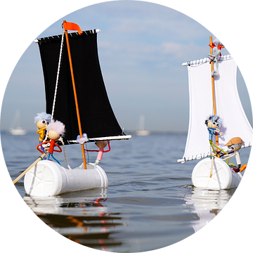 Fubby's op zee tegen plastic vervuiling.