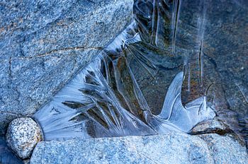 Eisskulptur in der Sierra de Gredos