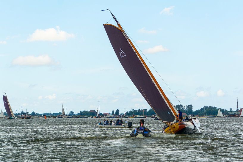 Skûtsje zeilen Friesland van Henk Alblas
