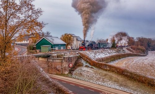 Dronefoto van het Miljoenenlijntje in kerstsfeer