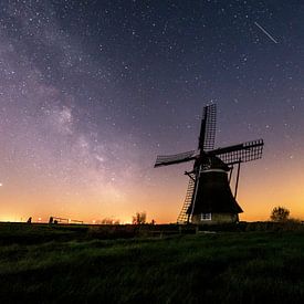 Mill with the milkyway by Ewold Kooistra