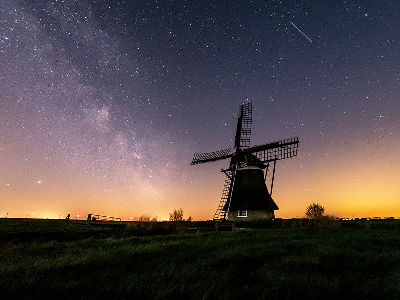 Mill with the milkyway by Ewold Kooistra