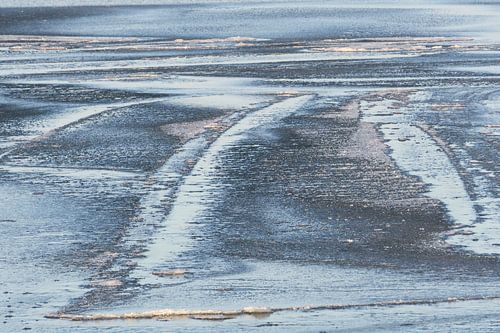 IJs en sneeuw op het Markermeer