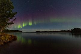 Dance of the North - Northern Lights over the lake at the Blaubeerhütte