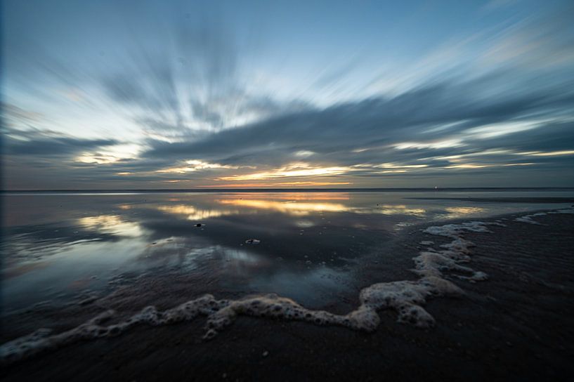 IJmuiden aan Zee by Danny Leij